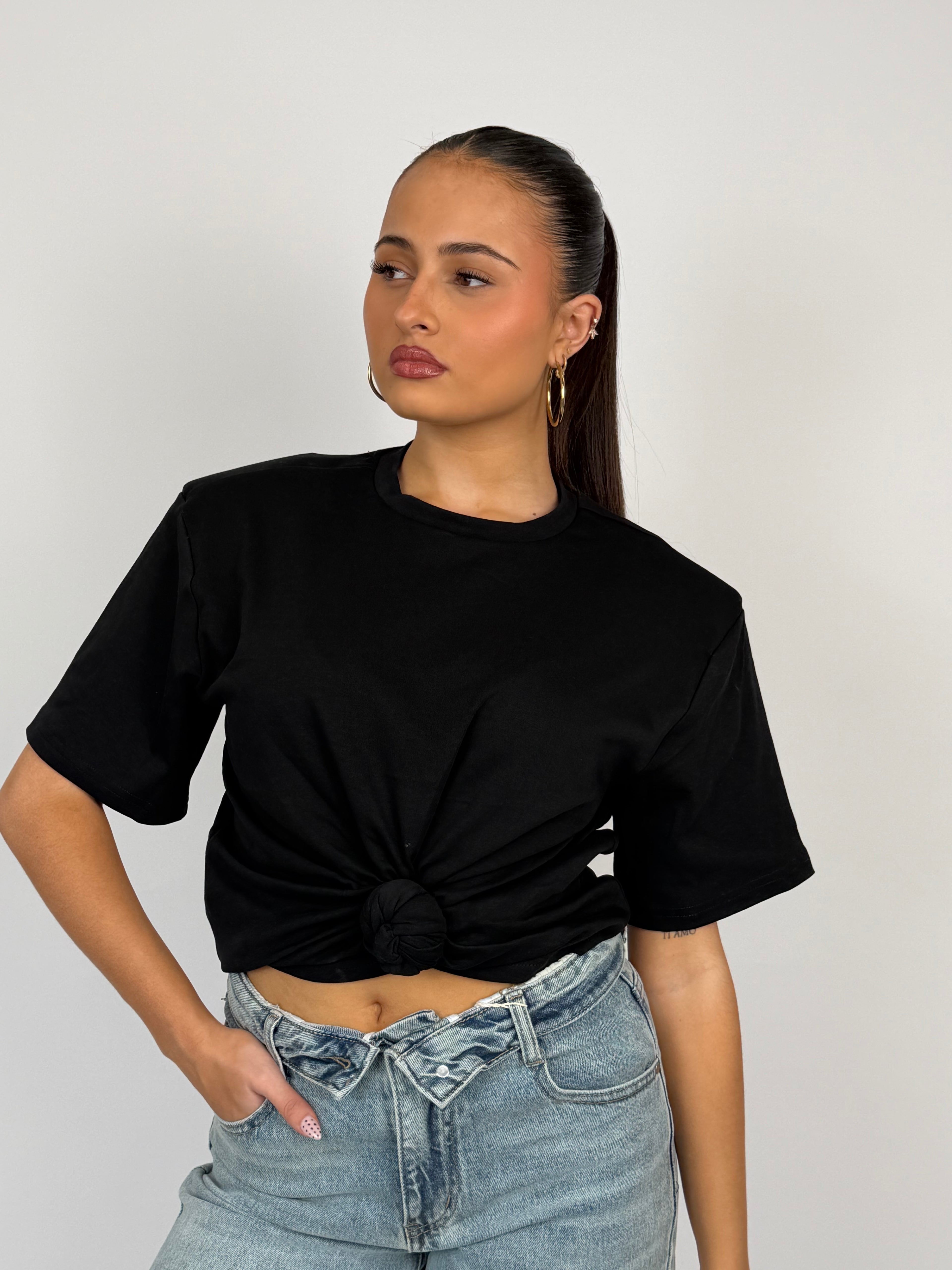 PADDED KNOT TEE BLACK