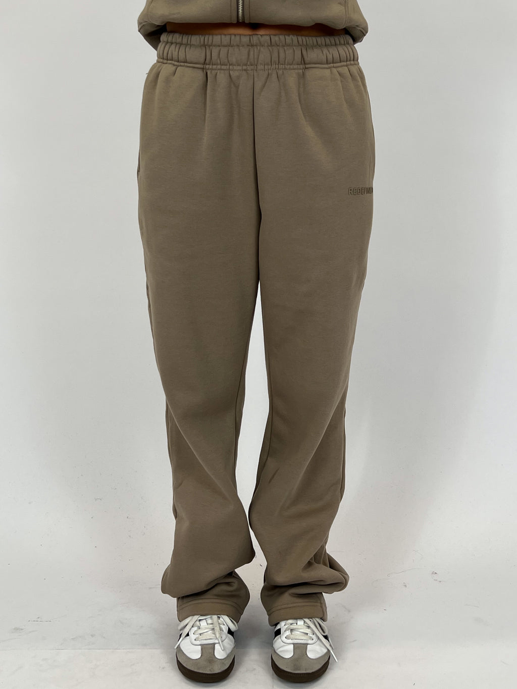 REDEFINED WIDE LEG JOGGER TAUPE