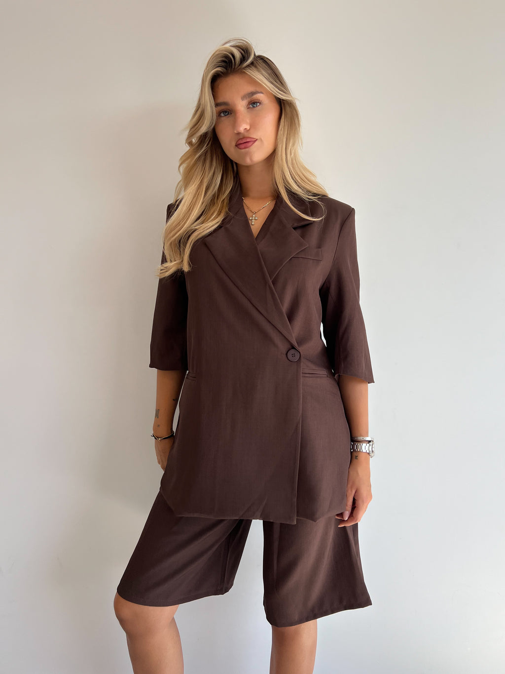 BIANCA BLAZER+JORT SET CHOCO