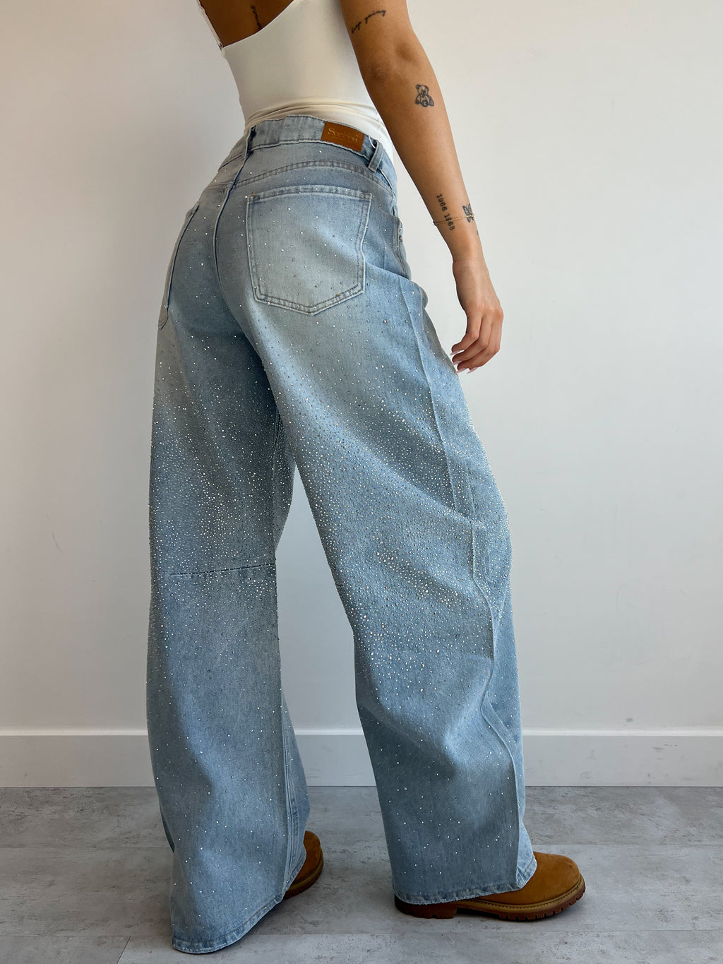 BAGGY BLUE RHINESTONE DENIM