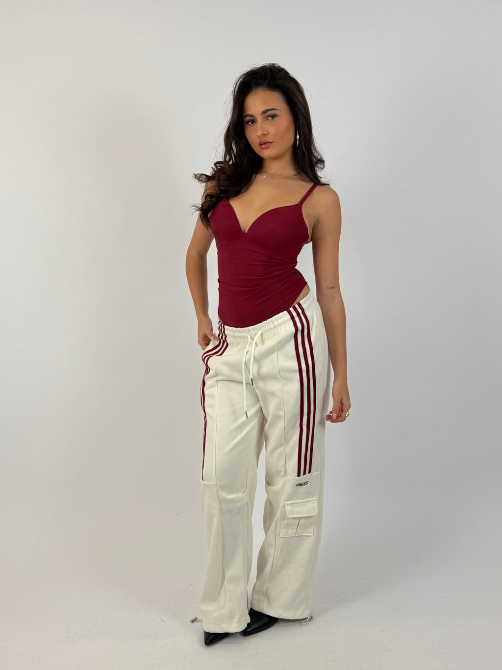 PETITE JOGGER WHITE/RED SIZE S