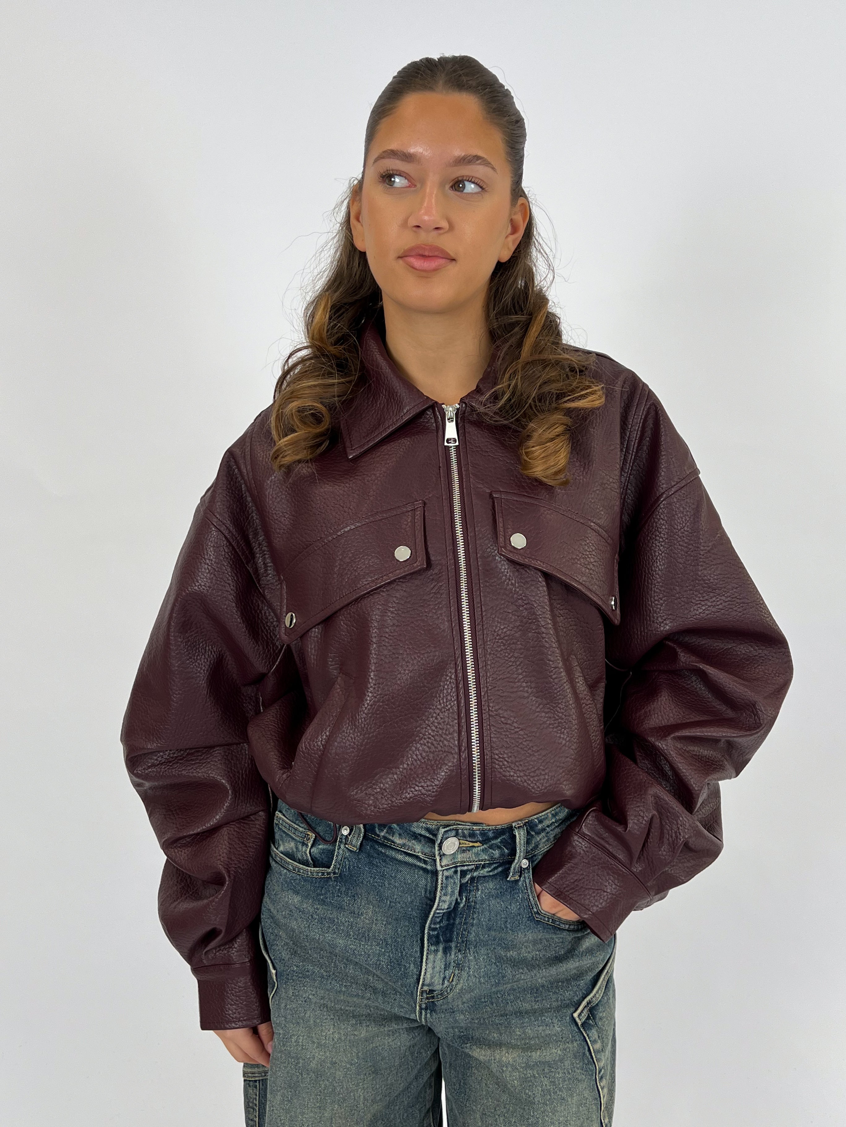 PUFFY LEATHER BOMBER BORDEAUX