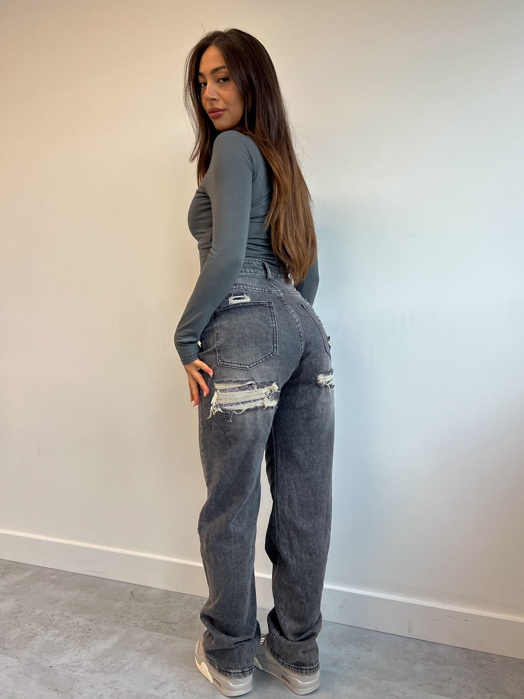 MAISON STRETCH RHINESTONE JEANS DARK GREY