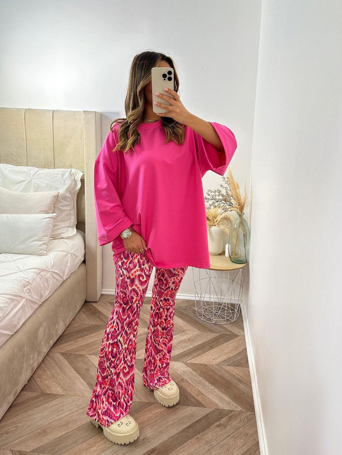 ÜBERGROßES T-STÜCK FUCHSIA