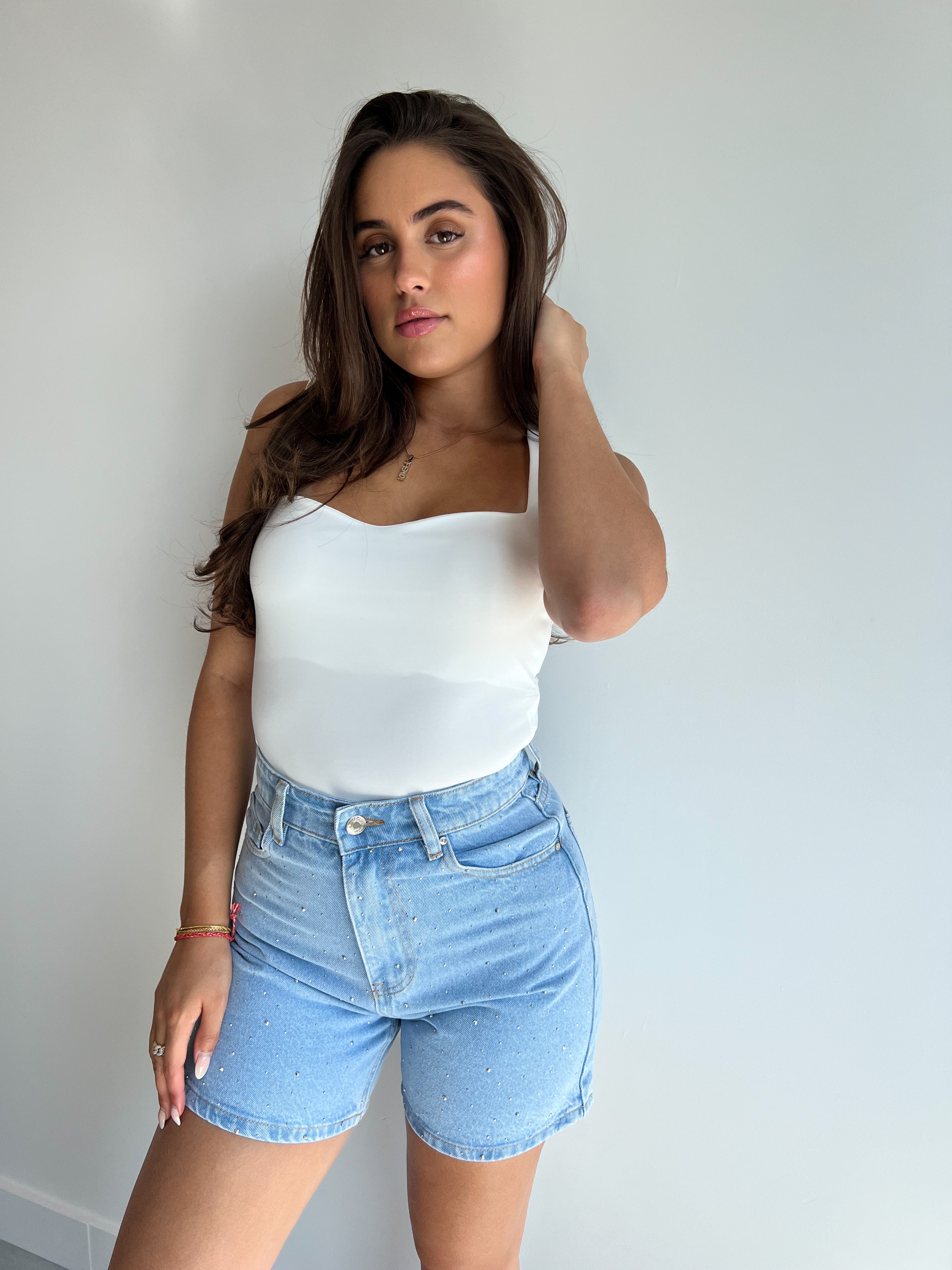 FINE RHINESTONE SHORT